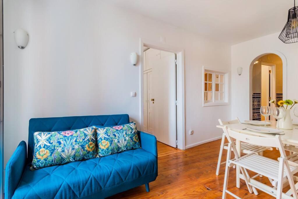 Apartamento Duque 2br Flat At Historical Chiado *